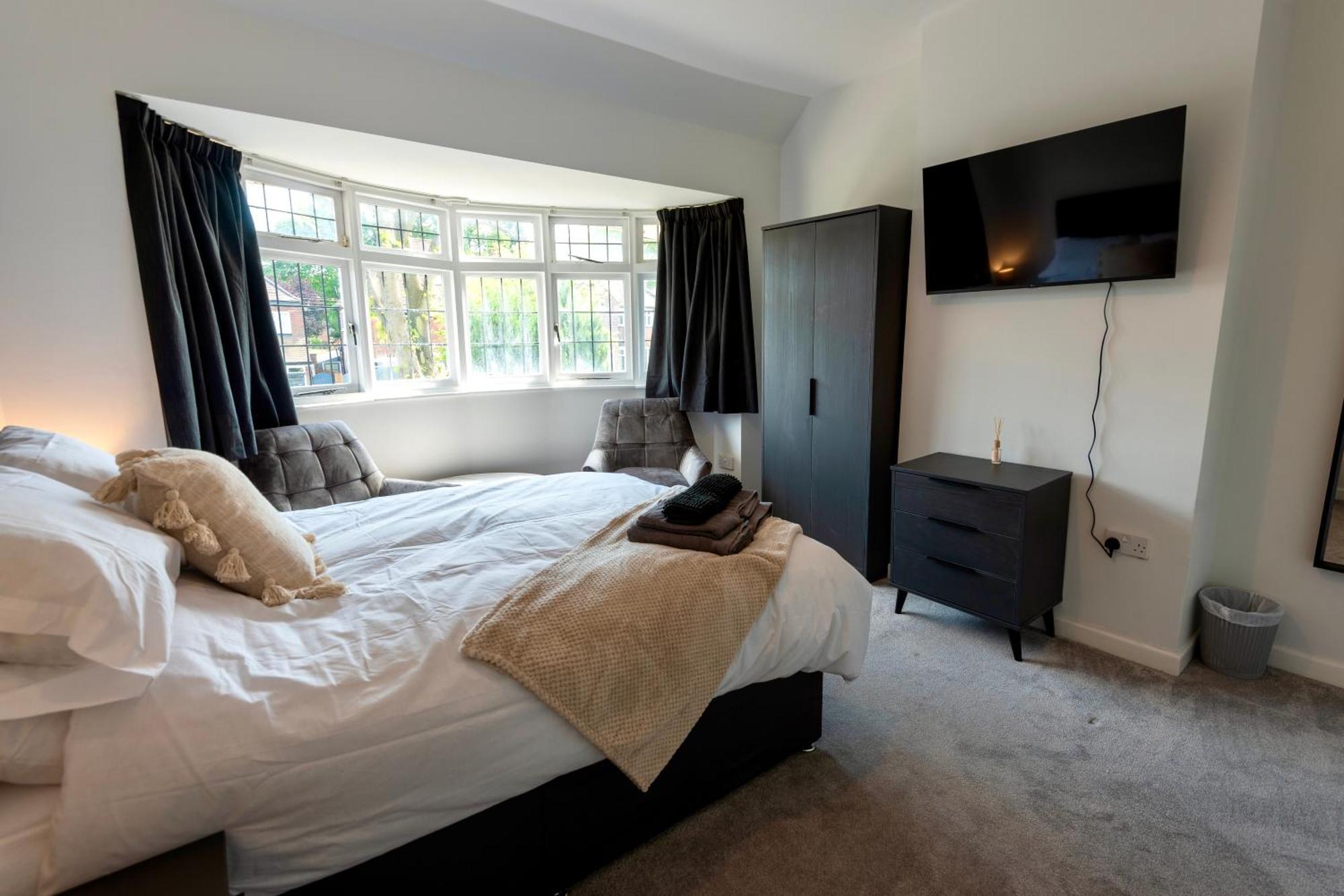 Double Room In Refurbished 5 Bed Home With Wifi And Tv BW Room 4 Solihull Exteriör bild